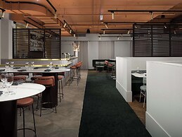 Pullman Melbourne City Centre