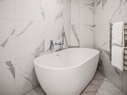 Pullman Melbourne City Centre