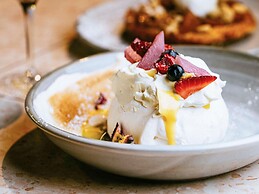 Pullman Melbourne City Centre