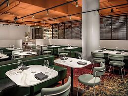 Pullman Melbourne City Centre