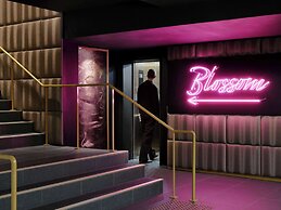 Pullman Melbourne City Centre