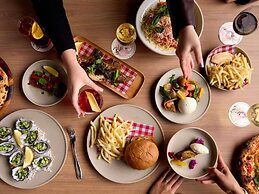 Pullman Melbourne City Centre