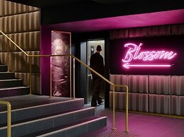 Pullman Melbourne City Centre