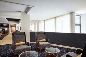 Courtyard by Marriott St Louis Westport Plaza