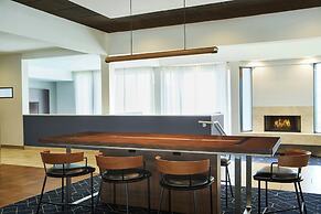 Courtyard by Marriott St Louis Westport Plaza