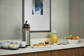 Courtyard by Marriott St Louis Westport Plaza