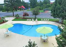 Clarion Hotel Fort Mill Near Amusement Park