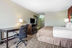 Clarion Hotel Fort Mill Near Amusement Park