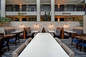 Embassy Suites Syracuse