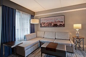 Embassy Suites Syracuse