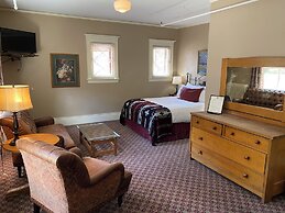 The Historic Redstone Inn