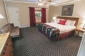 The Historic Redstone Inn