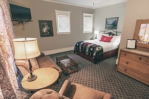 The Historic Redstone Inn