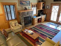 The Historic Redstone Inn