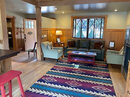 The Historic Redstone Inn