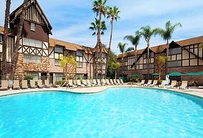 Anaheim Majestic Garden Hotel