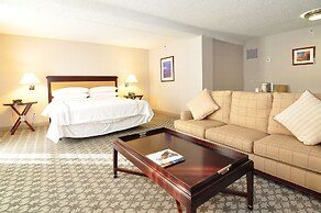 Anaheim Majestic Garden Hotel