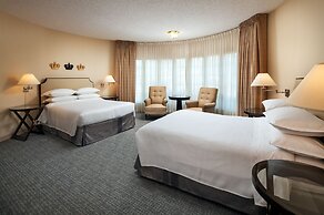 Anaheim Majestic Garden Hotel
