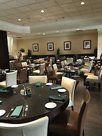 Anaheim Majestic Garden Hotel