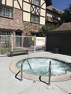 Anaheim Majestic Garden Hotel