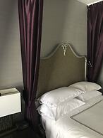 Anaheim Majestic Garden Hotel