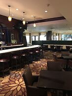 Anaheim Majestic Garden Hotel