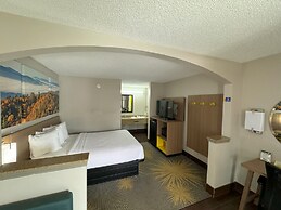 Days Inn & Suites by Wyndham Tuscaloosa - Univ. of Alabama