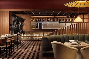 NH Collection Madrid Eurobuilding