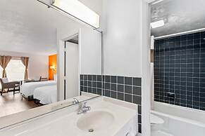 Americas Best Value Inn & Suites Williamstown
