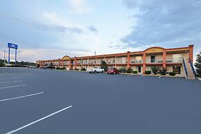 Americas Best Value Inn & Suites Williamstown