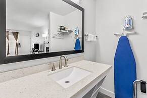 Americas Best Value Inn & Suites Williamstown
