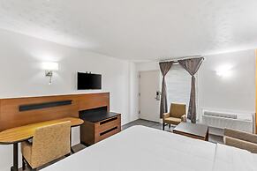 Americas Best Value Inn & Suites Williamstown