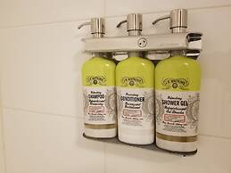 Holiday Inn Express Edmonton Downtown by IHG