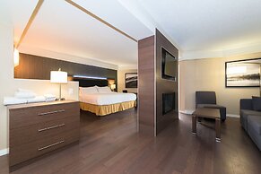 Holiday Inn Express Edmonton Downtown by IHG
