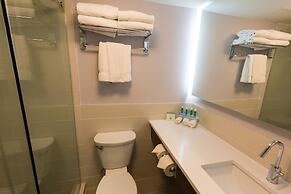 Holiday Inn Express Edmonton Downtown by IHG