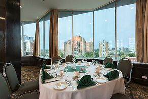 Holiday Inn Express Edmonton Downtown by IHG