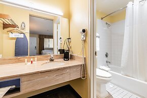 Days Inn by Wyndham Federal Way