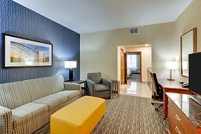 Drury Inn & Suites Sikeston, MO