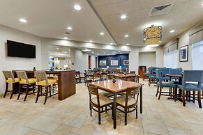 Drury Inn & Suites Sikeston, MO