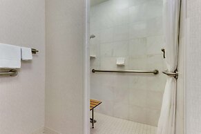 Drury Inn & Suites Sikeston, MO