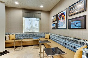 Drury Inn & Suites Sikeston, MO