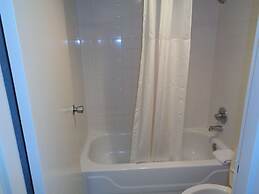 Super 8 by Wyndham Gulfport Biloxi Airport