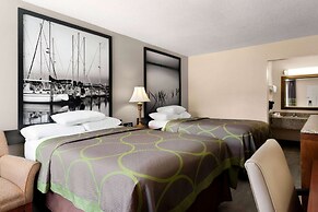 Super 8 by Wyndham Gulfport Biloxi Airport