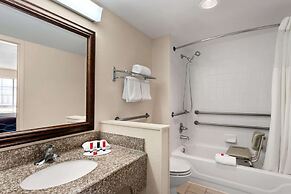 Super 8 by Wyndham Gulfport Biloxi Airport