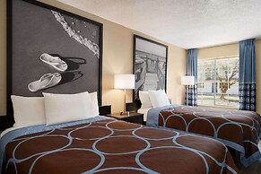 Super 8 by Wyndham Gulfport Biloxi Airport