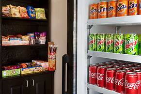 Super 8 by Wyndham Gulfport Biloxi Airport