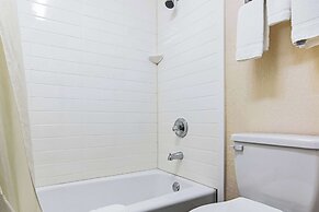Econo Lodge Inn & Suites Matthews - Charlotte