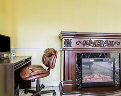 Econo Lodge Inn & Suites Matthews - Charlotte