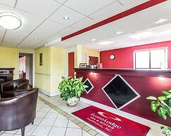 Econo Lodge Inn & Suites Matthews - Charlotte