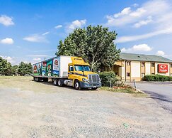 Econo Lodge Inn & Suites Matthews - Charlotte